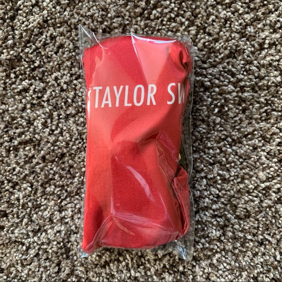 NEW Taylor Swift RED Sunglasses - Picture 3 of 10